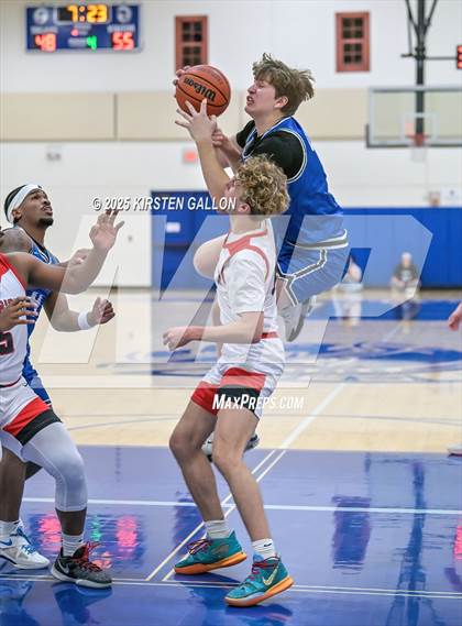 Thumbnail 3 in St. John's vs. Episcopal photogallery.