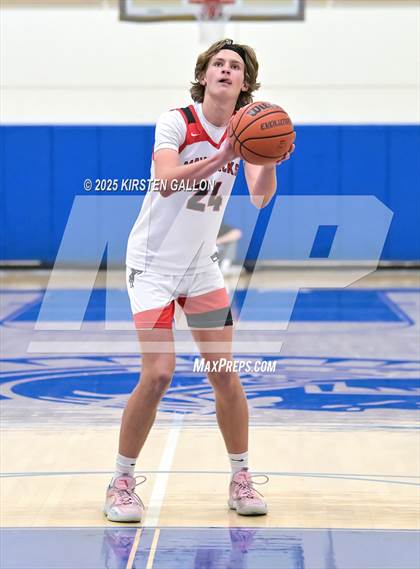 Thumbnail 3 in St. John's vs. Episcopal photogallery.