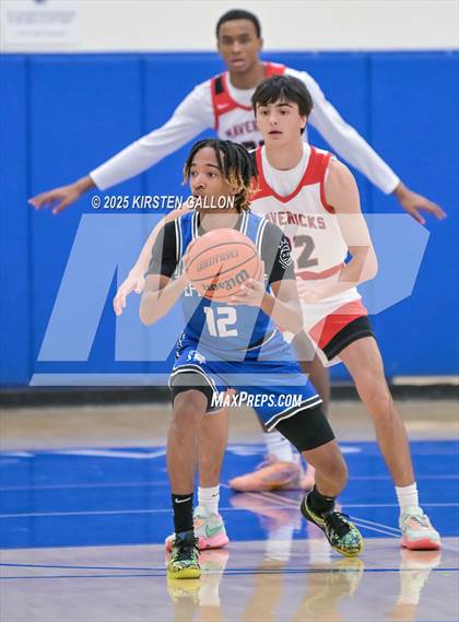 Thumbnail 3 in St. John's vs. Episcopal photogallery.