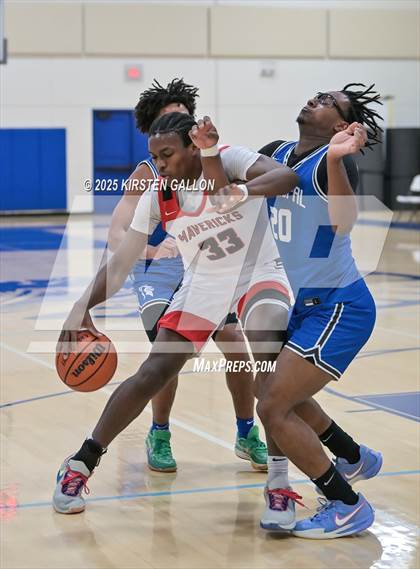 Thumbnail 3 in St. John's vs. Episcopal photogallery.