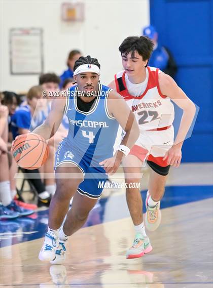 Thumbnail 3 in St. John's vs. Episcopal photogallery.