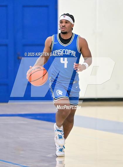 Thumbnail 3 in St. John's vs. Episcopal photogallery.