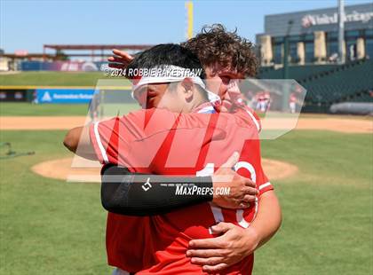 Thumbnail 2 in Lovejoy vs. Grapevine (UIL 5A Baseball Final Medal Ceremony) photogallery.