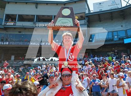 Thumbnail 2 in Lovejoy vs. Grapevine (UIL 5A Baseball Final Medal Ceremony) photogallery.