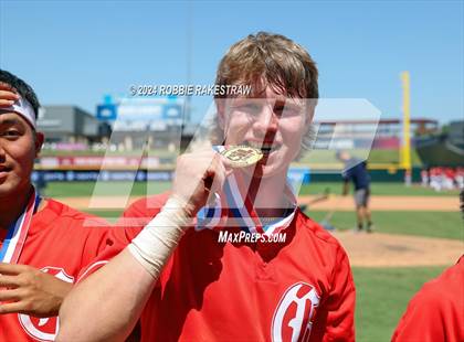 Thumbnail 1 in Lovejoy vs. Grapevine (UIL 5A Baseball Final Medal Ceremony) photogallery.
