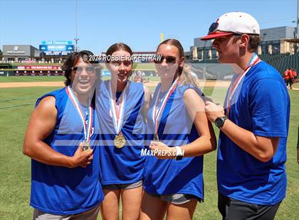 Thumbnail 2 in Lovejoy vs. Grapevine (UIL 5A Baseball Final Medal Ceremony) photogallery.