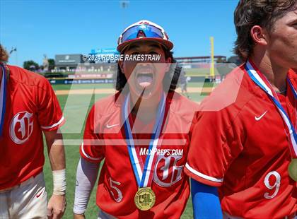 Thumbnail 1 in Lovejoy vs. Grapevine (UIL 5A Baseball Final Medal Ceremony) photogallery.