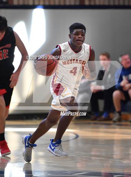 Thumbnail 1 in Lincoln vs. Redwood (Bambauer Classic) photogallery.