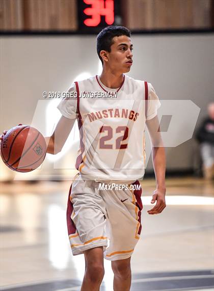 Thumbnail 2 in Lincoln vs. Redwood (Bambauer Classic) photogallery.