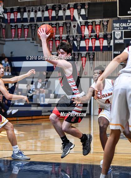 Thumbnail 1 in Lincoln vs. Redwood (Bambauer Classic) photogallery.