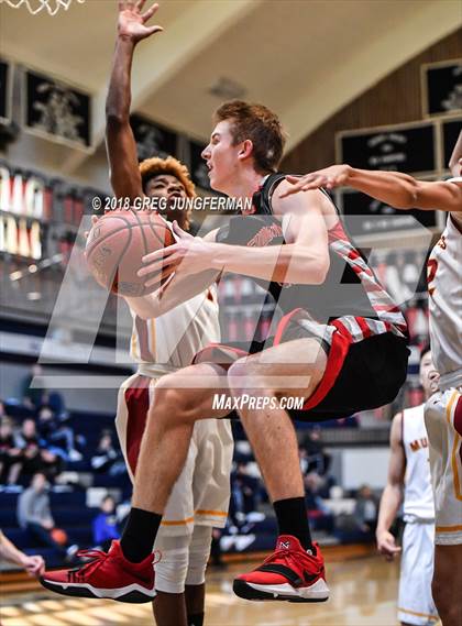 Thumbnail 3 in Lincoln vs. Redwood (Bambauer Classic) photogallery.