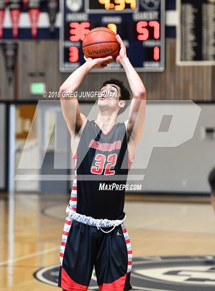 Thumbnail 1 in Lincoln vs. Redwood (Bambauer Classic) photogallery.