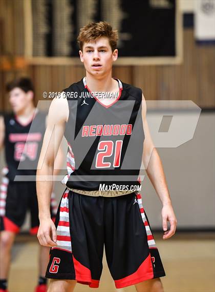 Thumbnail 2 in Lincoln vs. Redwood (Bambauer Classic) photogallery.