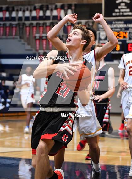 Thumbnail 2 in Lincoln vs. Redwood (Bambauer Classic) photogallery.