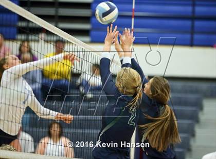 Thumbnail 1 in Syracuse @ Layton photogallery.