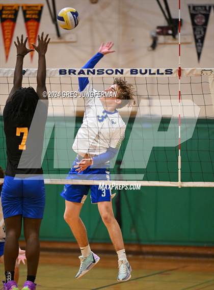 Thumbnail 1 in Emery @ Branson photogallery.