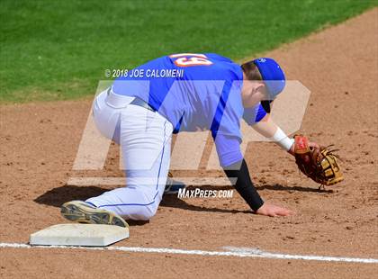 Thumbnail 1 in Taft [William H.] vs South San Antonio (South San Baseball Tournament) photogallery.