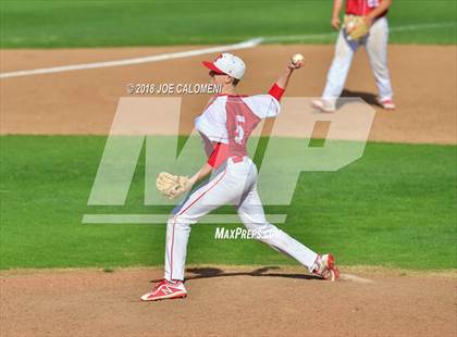 Thumbnail 1 in Taft [William H.] vs South San Antonio (South San Baseball Tournament) photogallery.