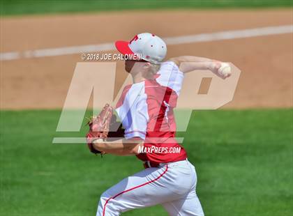 Thumbnail 3 in Taft [William H.] vs South San Antonio (South San Baseball Tournament) photogallery.