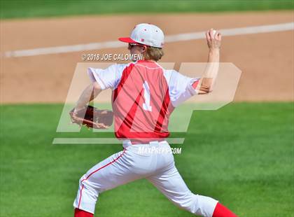 Thumbnail 3 in Taft [William H.] vs South San Antonio (South San Baseball Tournament) photogallery.