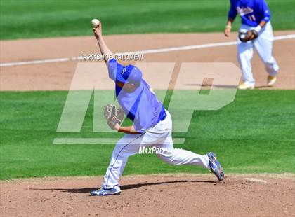 Thumbnail 3 in Taft [William H.] vs South San Antonio (South San Baseball Tournament) photogallery.