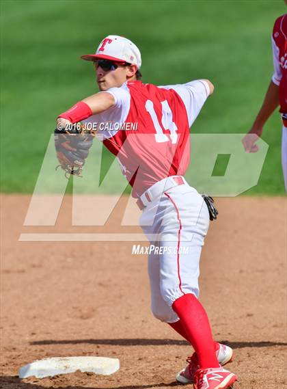 Thumbnail 2 in Taft [William H.] vs South San Antonio (South San Baseball Tournament) photogallery.