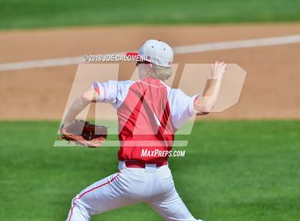 Thumbnail 2 in Taft [William H.] vs South San Antonio (South San Baseball Tournament) photogallery.