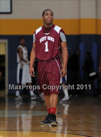 Thumbnail 1 in Christian Faith Center Academy vs. West Oaks (MLK Basketball Classic) photogallery.