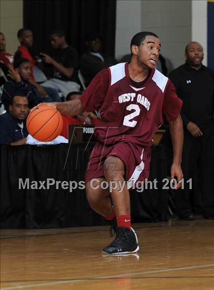 Thumbnail 2 in Christian Faith Center Academy vs. West Oaks (MLK Basketball Classic) photogallery.