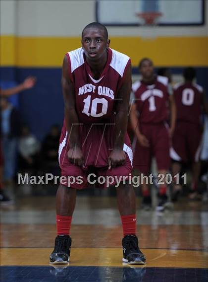 Thumbnail 1 in Christian Faith Center Academy vs. West Oaks (MLK Basketball Classic) photogallery.