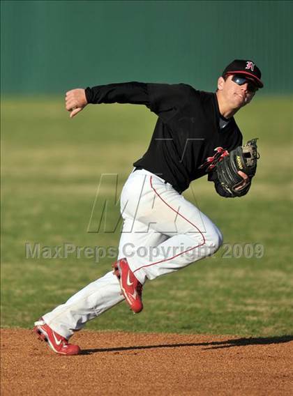 Thumbnail 3 in Hillcrest vs. Grand Prairie (Creekview Tournament) photogallery.