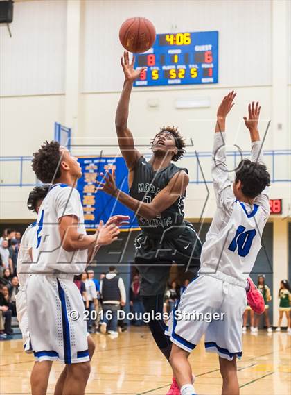 Thumbnail 3 in Moreau Catholic @ Newark Memorial photogallery.