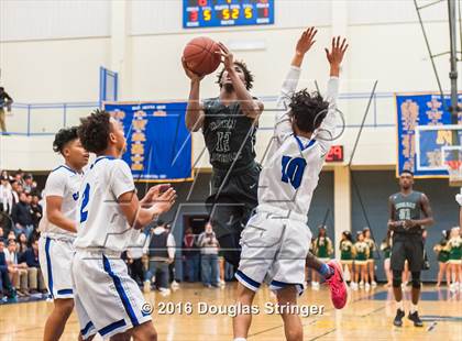 Thumbnail 2 in Moreau Catholic @ Newark Memorial photogallery.