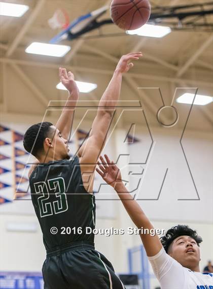 Thumbnail 2 in Moreau Catholic @ Newark Memorial photogallery.