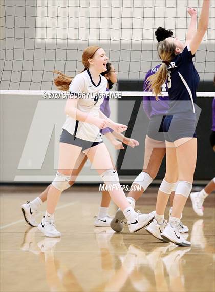 Thumbnail 3 in Keller vs Timber Creek photogallery.