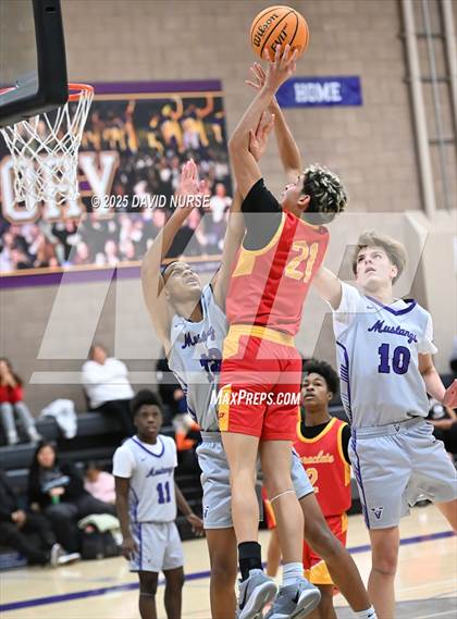 Thumbnail 2 in Paraclete @ Vasquez photogallery.