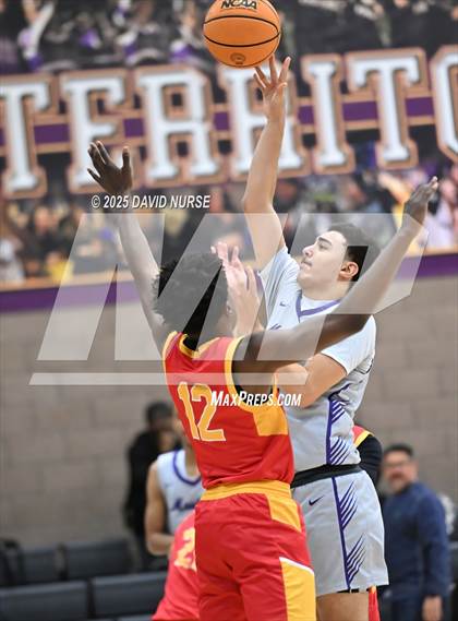 Thumbnail 2 in Paraclete @ Vasquez photogallery.