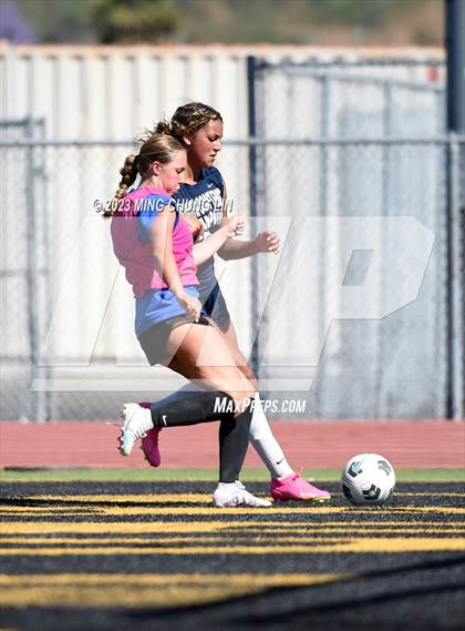 Thumbnail 2 in San Juan Hills vs. Santa Margarita (Summer League) photogallery.
