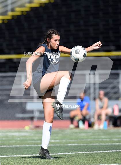 Thumbnail 3 in San Juan Hills vs. Santa Margarita (Summer League) photogallery.
