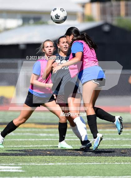 Thumbnail 3 in San Juan Hills vs. Santa Margarita (Summer League) photogallery.