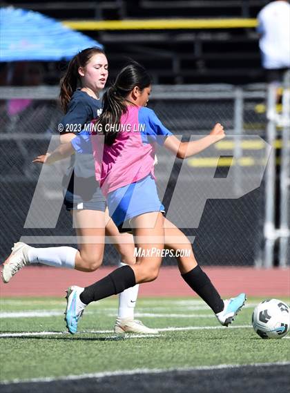 Thumbnail 3 in San Juan Hills vs. Santa Margarita (Summer League) photogallery.