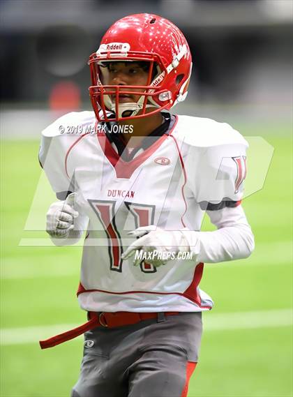 Thumbnail 3 in Duncan vs. Mohave Accelerated (Kick-Off Classic)  photogallery.