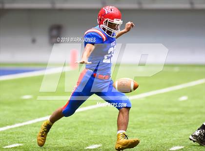Thumbnail 2 in Duncan vs. Mohave Accelerated (Kick-Off Classic)  photogallery.