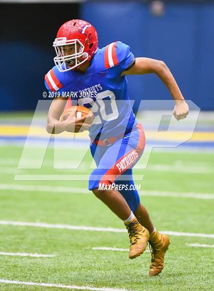 Thumbnail 3 in Duncan vs. Mohave Accelerated (Kick-Off Classic)  photogallery.