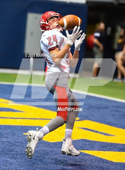 Thumbnail 3 in Duncan vs. Mohave Accelerated (Kick-Off Classic)  photogallery.