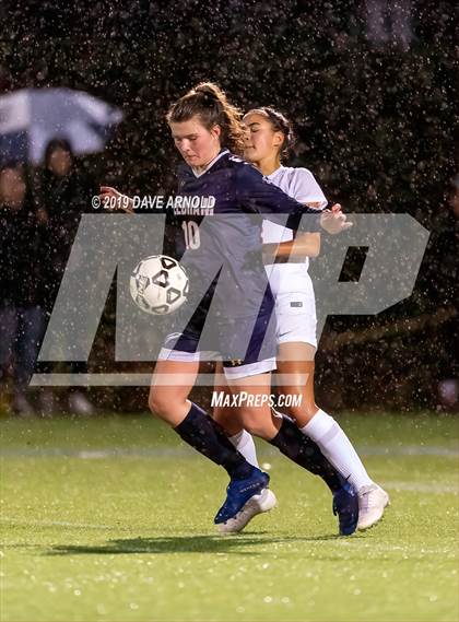 Thumbnail 3 in Wellesley @ Needham (MIAA Division1 South Quarter Final) photogallery.
