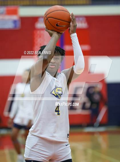 Thumbnail 2 in Wheeler vs Newton (5-Star Longhorn Steakhouse Classic)  photogallery.