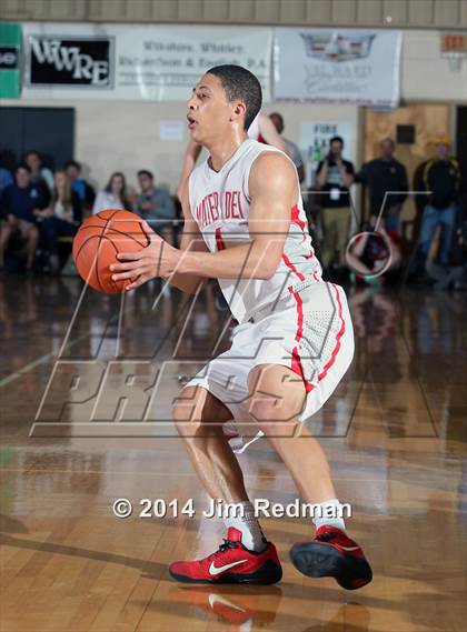 Thumbnail 2 in Wesleyan Christian Academy vs. Mater Dei (City of Palms Classic) photogallery.