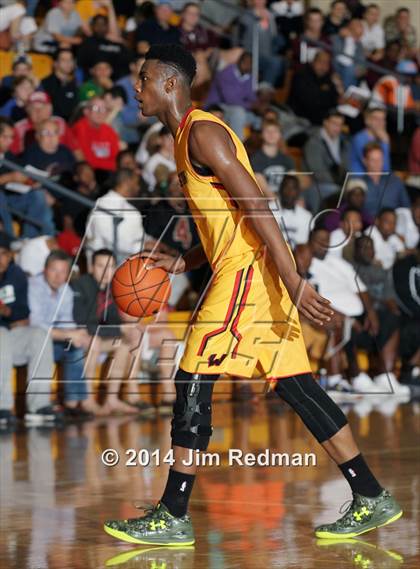 Thumbnail 3 in Wesleyan Christian Academy vs. Mater Dei (City of Palms Classic) photogallery.
