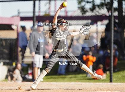 Thumbnail 1 in Rock Canyon vs Broomfield (CHSAA 5A Round of 16) photogallery.